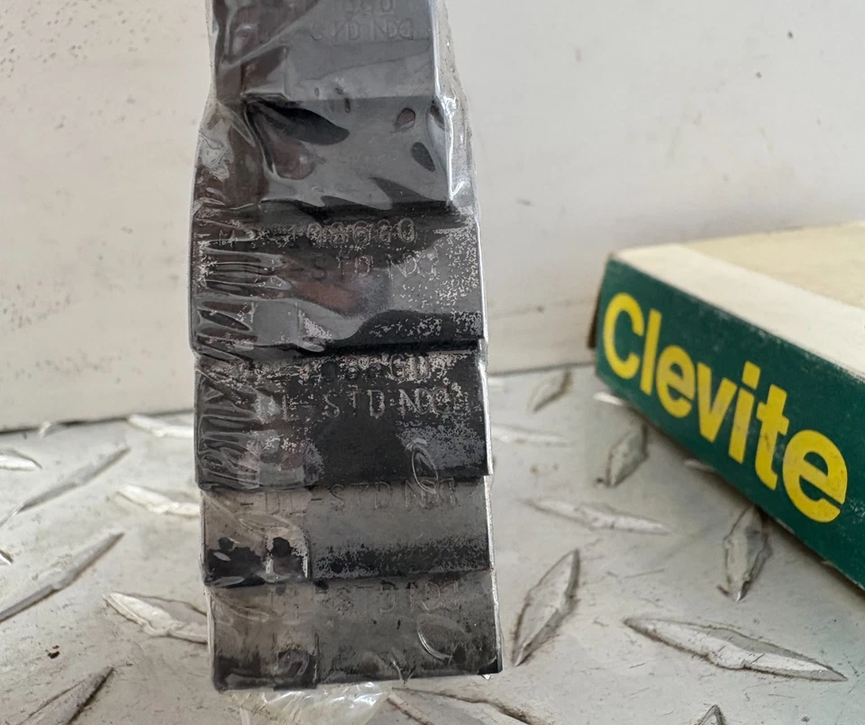 71-84 Mazda 626 B-series 1600 1800 2000 Main Bearing set 0305-23-151B NOS - Image 3 of 4