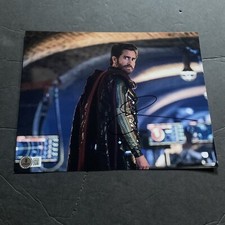 Jake Gyllenhaal Signed Spider-Man No Way Home Mysterio 8x10 Photo Beckett BAS