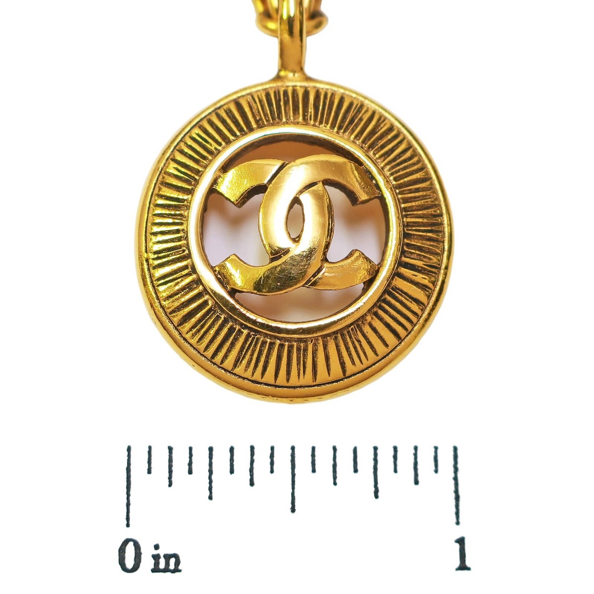 CHANEL Gold Plated CC Logos Round Charm Vintage Necklace CHANEL Gold Plated CC Logos Round Charm Vintage Necklace