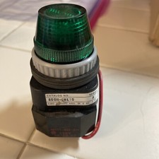 Allen Bradley 800H-CRL10 Series A With Abb 40171 And 800T-NL10