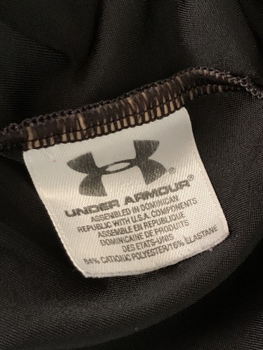 Under Armour Youth Black Athletic Shirt, Youth Size L, Excellent Shape - Picture 4 of 4