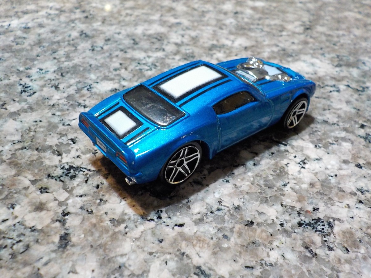 ミニカー 100% HOT WHEELS 1970 FIREBIRD T/A Hotwheels Collectibles 1970 Pontiac Firebird T/a Blue 100