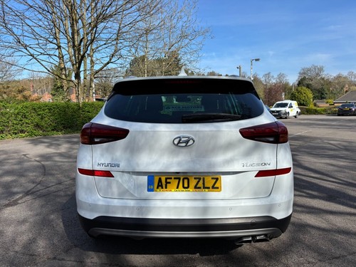 2020 HYUNDAI TUCSON 1.6 CRDi 48V MHD SE NAV 5DR 2WD - Picture 8 of 19