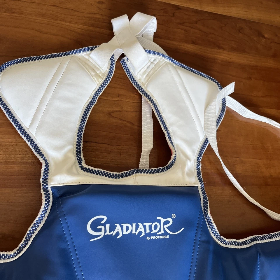 Youth Taekwondo Sparring Vest Chest Heavy Impact Protector Reversible Size 3M - Image 2 of 4