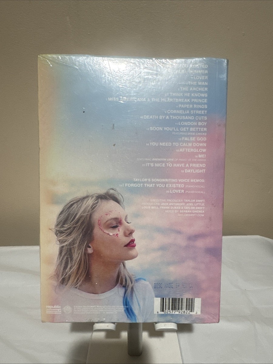 Lover by Taylor Swift (CD, Aug-2019, 1 Disc, Deluxe Edition