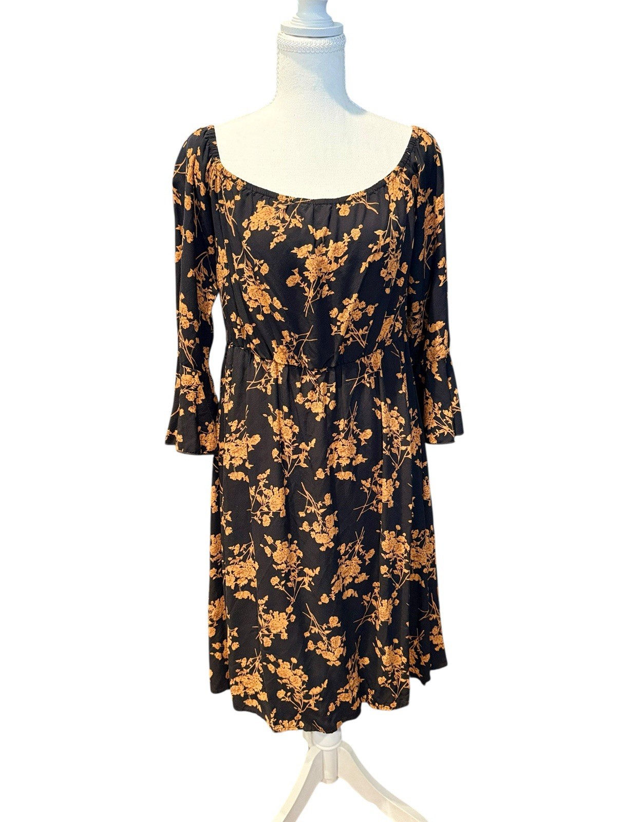 Floral Peasant Dress Black Women’s  L Bell Sleeve  Boho Cottagecore Whimsygoth
