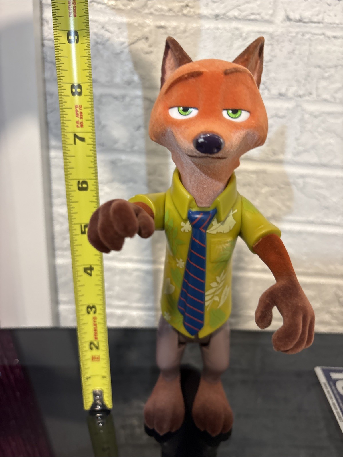 Flocked Disney Zootopia Nick Wilde ToysRUs Exclusive 9-Inch Figure