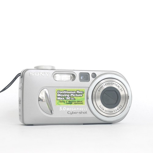 Sony CyberShot DSC-P10 5.0MP 3X Zoom Digital Camera - Silver - Picture 2 of 9