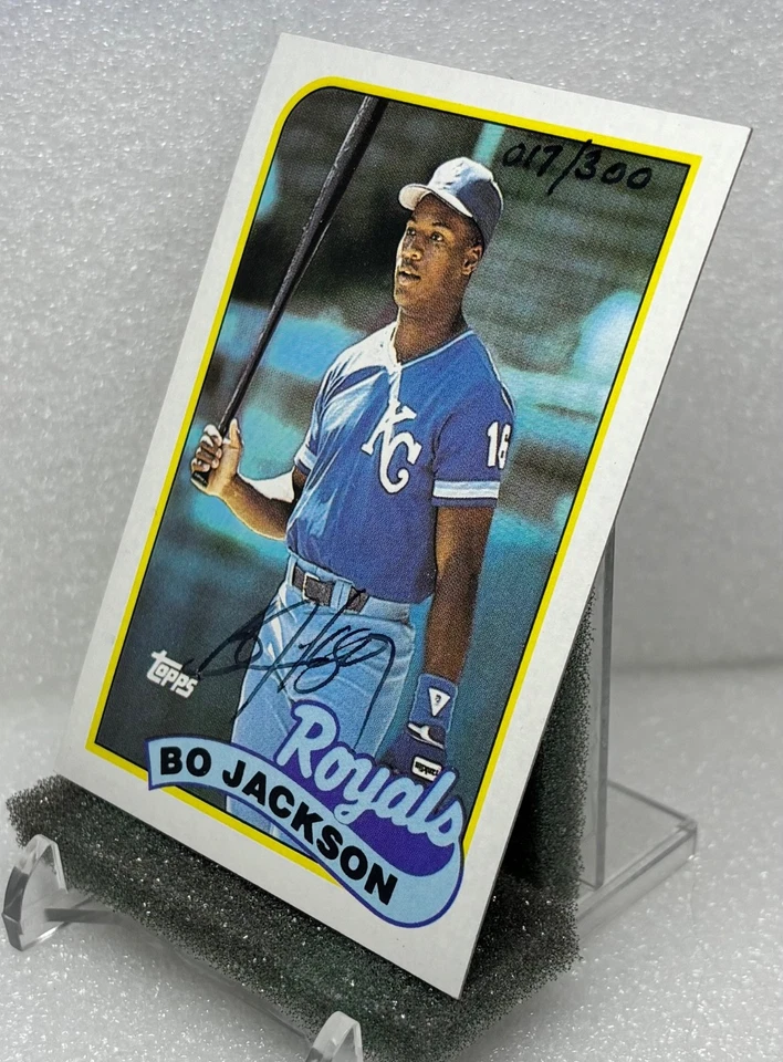 BO JACKSON 2002 Topps Archives AUTOGRAPH #'d 17/300  Certified legend!  Bo Knows - Image 3 of 4