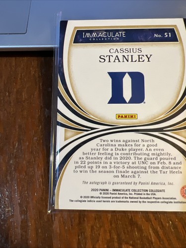 Cassius Stanley 2020-21 Panini Immaculate Collegiate Gold Rookie Auto RC #51 /25 - Bild 7 von 7