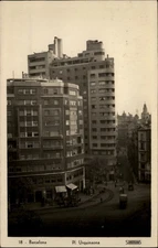 RPPC Barcelona Pl Urquinaona vintage postcard y704
