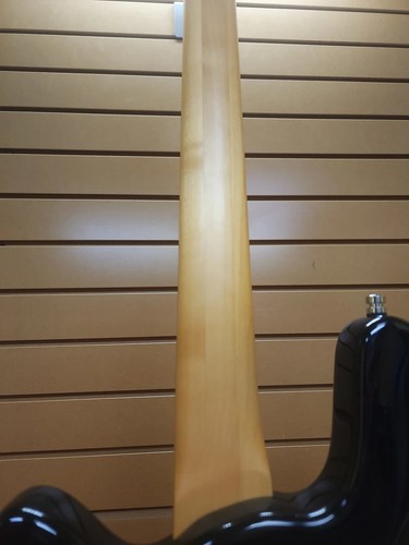 Warwick Streamer 2017 Bass Guitar - Picture 4 of 8