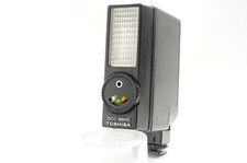 Excellent Toshiba QCC 2500 Sheo Mount Xenon Flash for Old SLR