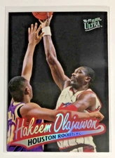 Hakeem Olajuwon 1996-97 Fleer Ultra #42 NBA Basketball Card Rockets HOF