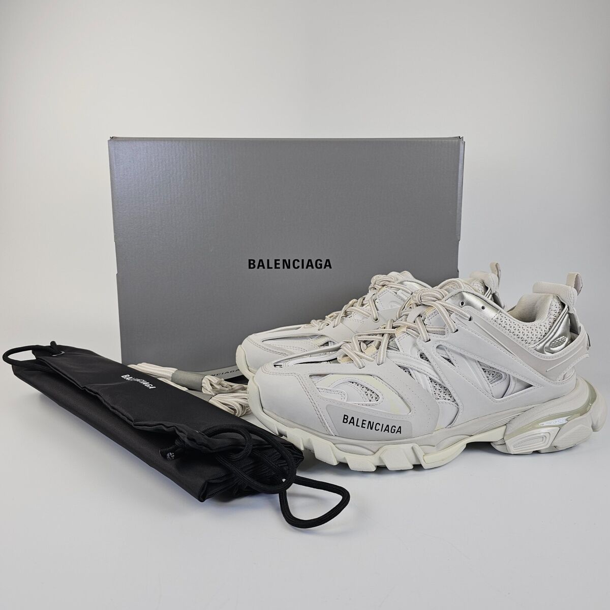 スニーカー Track Sneakers - Balenciaga - Synthetic - White/ Women's Track Signature Sneaker in White/black | Balenciaga US