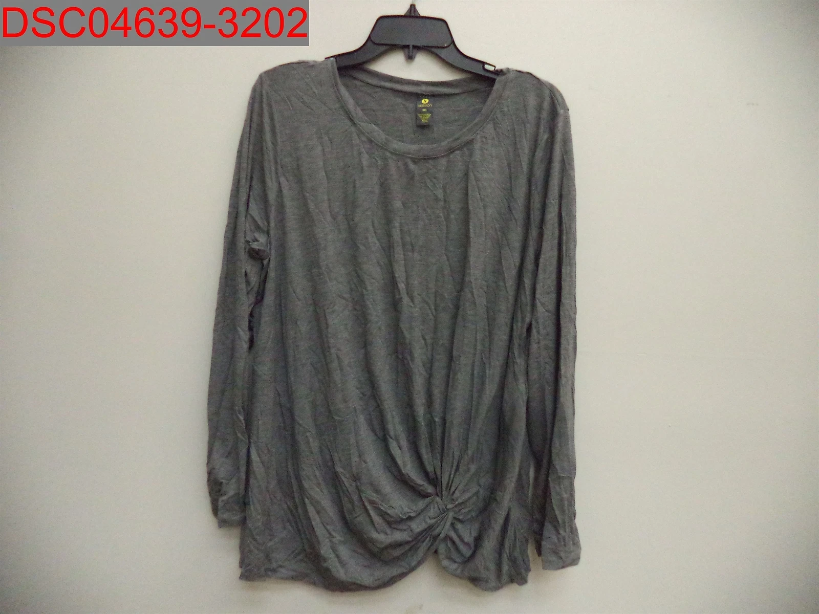 Xersion Women's Med Heather Grey Front Twist Quick Dri LS Tee XXL 8400403020510