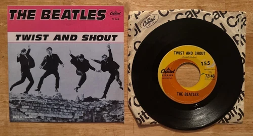 45 7" CANADA SP THE BEATLES CAPITOL 72146 TWIST AND SHOUT