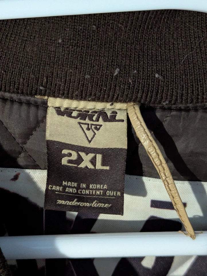 Chaqueta Vokal Equipo Deportivo Oficial Para Hombres 2XL-3XL Marrón con Mangas Bronceadas VER ANUNCIO Foto 2 de 4