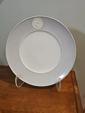 KPM Arkadia Dinner Plate Syrinx Medallion Porcelain 10.25" Berlin Germany GRAY