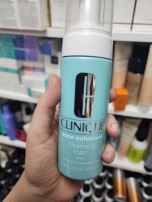 Clinique Anti-Blemish Solutions Cleansing Foam -125ml Unbox