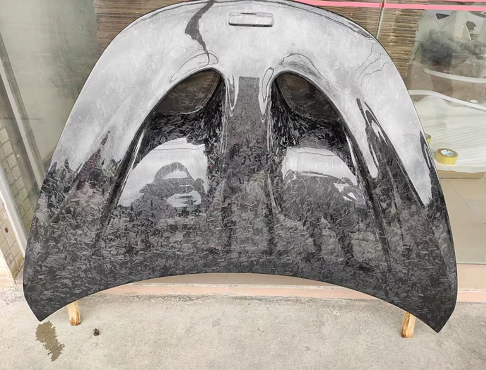 Cubierta de capó ventilada estilo capó delantero estilo P1 patrón forjado para McLaren 540C 15-2019 Foto 2 de 4