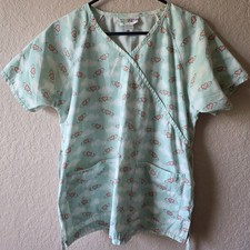 STAT Scrub Top Small Mint Flying Hearts Clouds Print Nursing Uniform Cute Y2K
