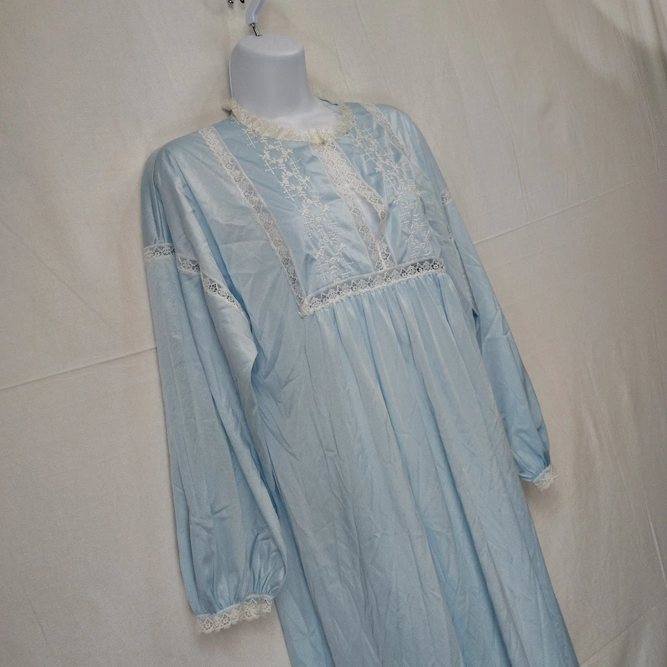 Vtg Vanity Fair Nightgown Sz SML Long Sleeve Satin Embroidered Lace Trim Nylon  - Image 2 of 4