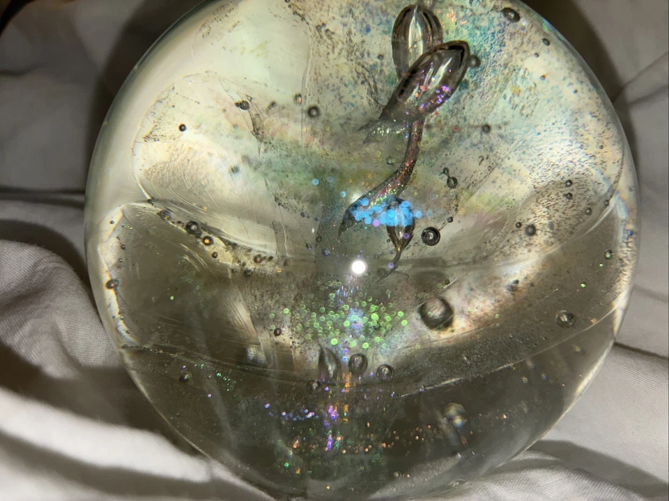 Pisapapeles de vidrio Opal Galaxy Art Foto 3 de 4