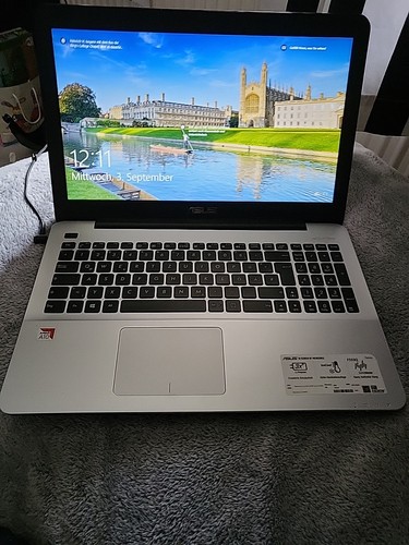 ASUS VivoBook F555Q Laptop AMD A10  Office / Gaming Laptop - Bild 10 von 11