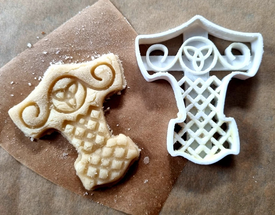 5er set Wikinger Ausstecher Mjölnir,Valknut,Vegvisir,Viking Boat, Rune - Bild 2 von 4