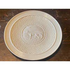 Vintage Ireland Belleek Irish Wildlife Red Fox Christmas 1983 Plate 9"-Beige