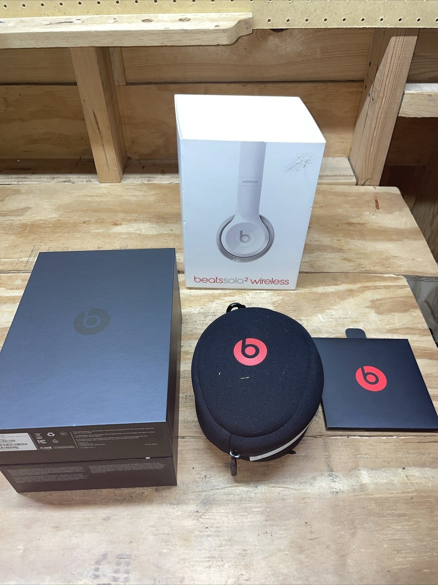 Beats Solo 2 Wireless Headphones (White Amber Model B0534