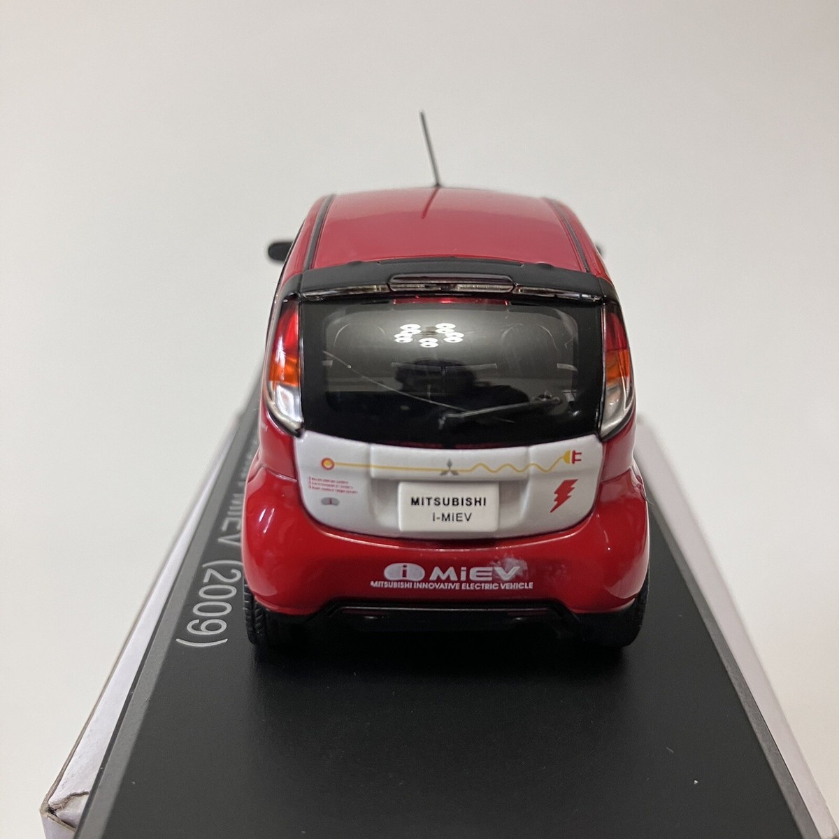 ミニカー Mitsubishi i-MiEV (2009) 1:43 Mitsubishi i-MiEV 2009 Diecast Toy Car Rare JDM Red