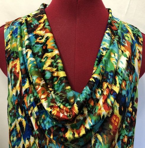 AMERICAN CITY WEAR SZ XL Multi Colored Sleeveless Scoop Neck Shark bite Hem Top - Picture 2 of 12
