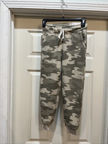 So Girls Camo High Rise Favorite Fleece Jogger Size Small 7 - Picture 2 of 4
