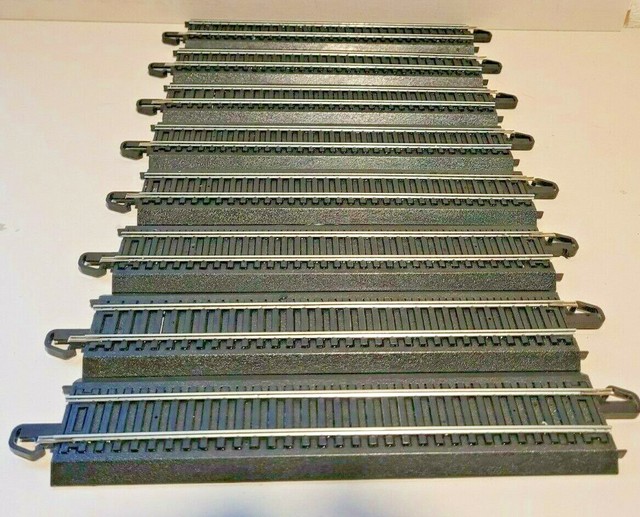 HO Bachmann EZ Track. 23 sections of 36" HO straight track. eBay