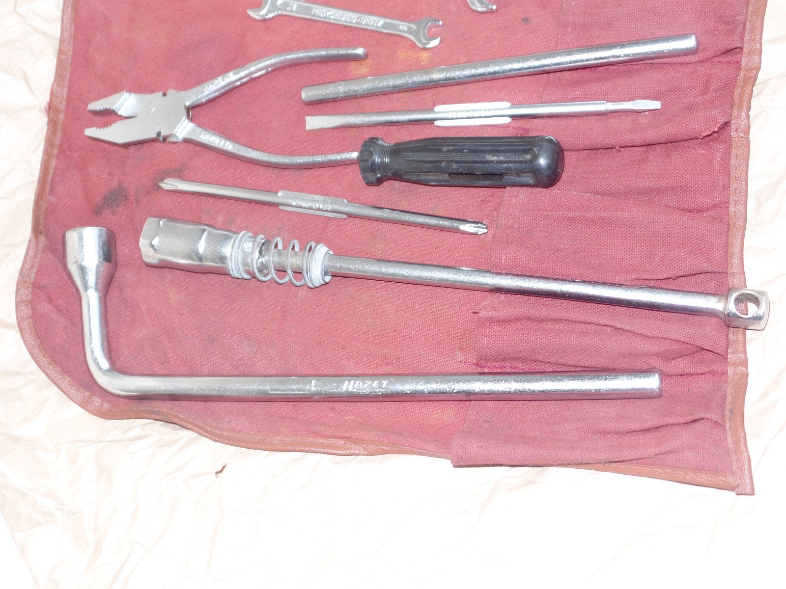 MERCEDES Tool Kit 380sl 450sl 560sl w107 350 450 560 380 sl 107 R107