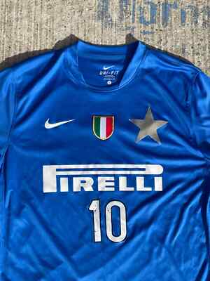 SERIE A INTER MILÁN SOCCER JERSEY DAVID SUAZO MATCH WORN WITH EXTRAS
