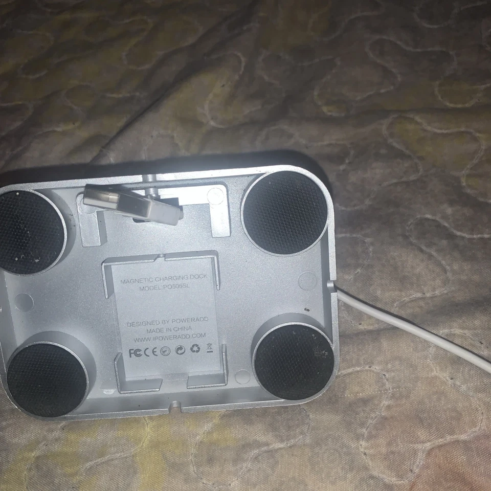 зарядное устройство и подставка для зарядного устройства apple watch серые - Изображение 4 из 4