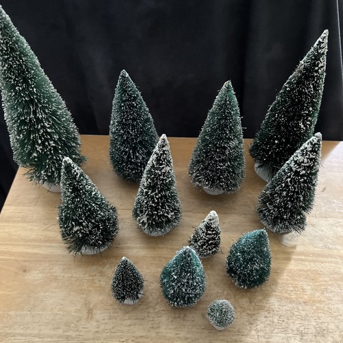 DEPT 56 Frosted Topiary Weihnachtsbäume verschiedene Größen 12 Stück