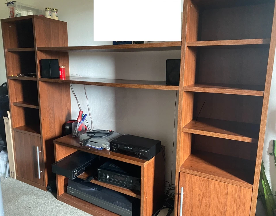 IKEA Wohnzimmer Schrank, 2 Teile, Gebraucht, in gutem Zustand - 180cmx250cmx40cm