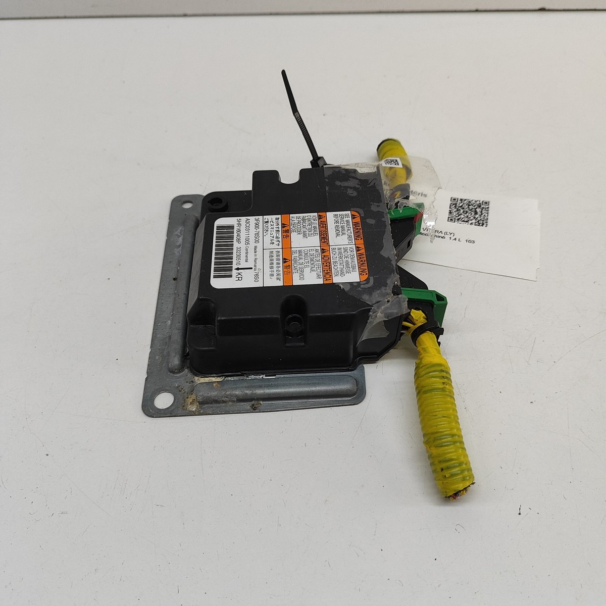SUZUKI VITARA LY SRS Control Unit 3F900-76S00 1.4 Petrol
