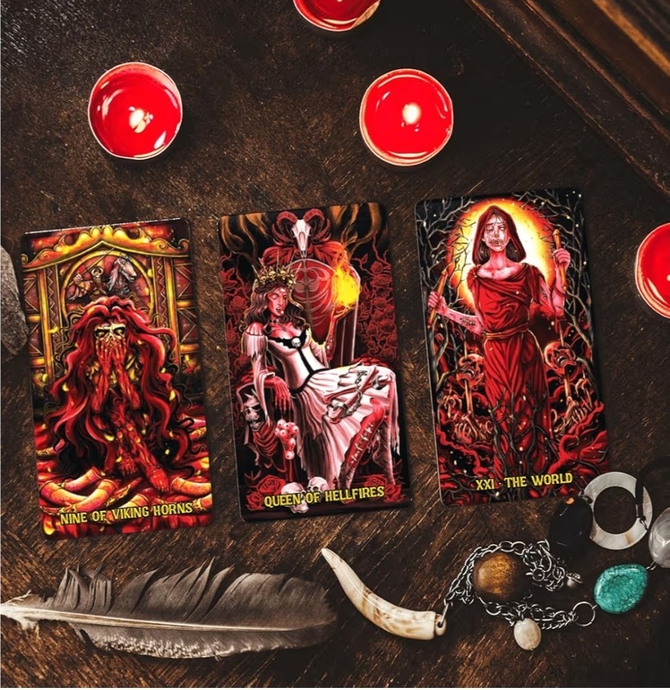 Horror Tarot Guide.pdf The Path of Horror Tarot Card Deck & Guidebook for Beginners, Creepy