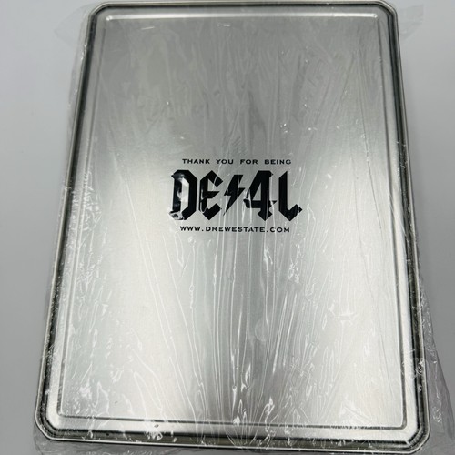 Drew Estate Liga Privada No.9 Tin Box Survival Kit Knife Backpack LED Flashlight - Picture 9 of 13