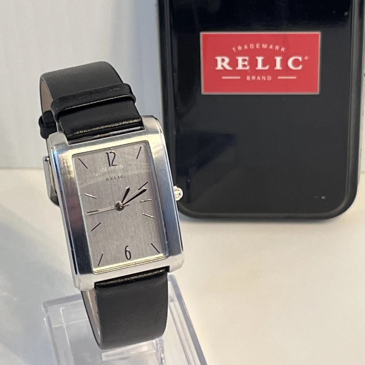 Relic By Fossil 2010s Office Siren Stainless Steel Beth 34mm Watch (VGUC) Relic by Fossil Women main image 2