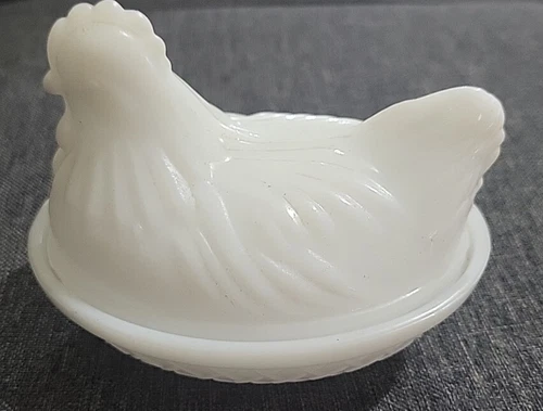VTG 1950s Milk Glass Hen On Nest Dish Covered Bowl 4.25” Farmhouse