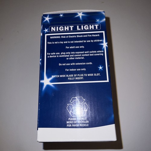 NEW IN BOX Night Light Penguin in a Scarf and Christmas Hat - 第 4/5 張圖片