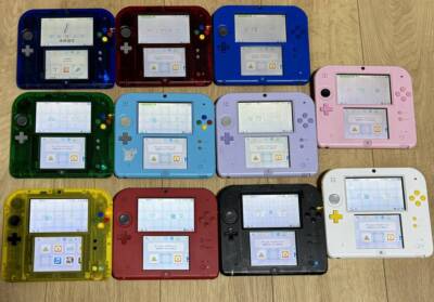 Nintendo 2DS Console Pokemon Limited Edition Red Blue Green