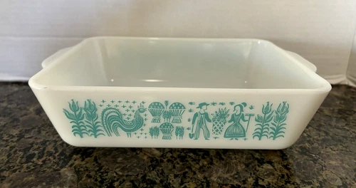 Amish Butterprint Pyrex Refrigerator Dish 1 1/2 Qt. Casserole 0503 Vtg. NO LID
