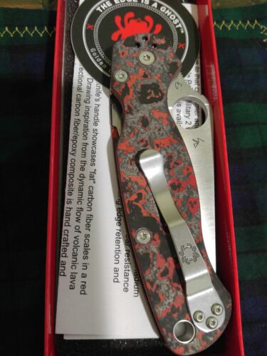 NEW! M4 EXCLUSIVE RED LAVA-FLOW CARBON FIBER PARA 2 SPYDERCO EDC + HANK, LANYARD - Picture 1 of 12